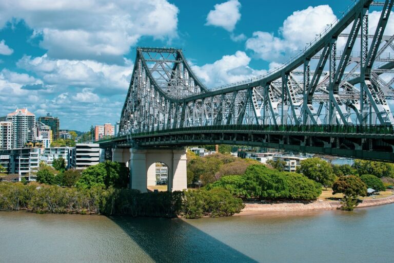 Brisbane city apartments for sale and rent